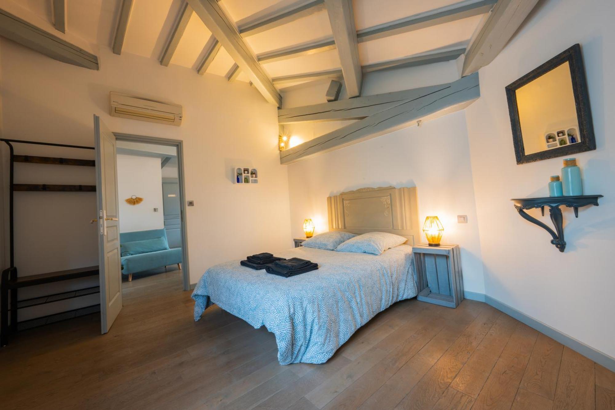 Chez La Fille De L Eclusier Apartment Кастелнодари Екстериор снимка